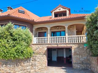 Maison  Rúa fregatín. Gran vivienda frente al mar en mar de fora, finisterre