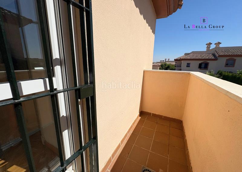 Foto 4b23262f-1397-4bfd-a7f3-8eed94896020. Casa  pareada con jardín en urb. royal golf – en Jerez de la Frontera