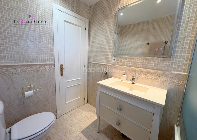 Foto c7d2c672-898e-4136-868e-45c65671556f. Casa  pareada con jardín en urb. royal golf – en Jerez de la Frontera