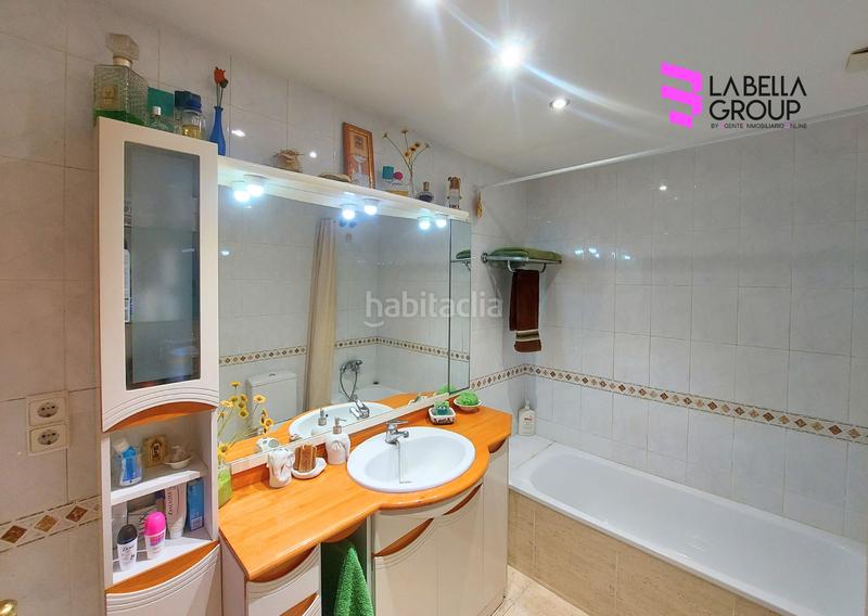 Foto bb898a42-1976-403b-941f-e9475b3052ca. Casa adosada ¡descubre tu nuevo hogar ! en Sant Climent de Llobregat