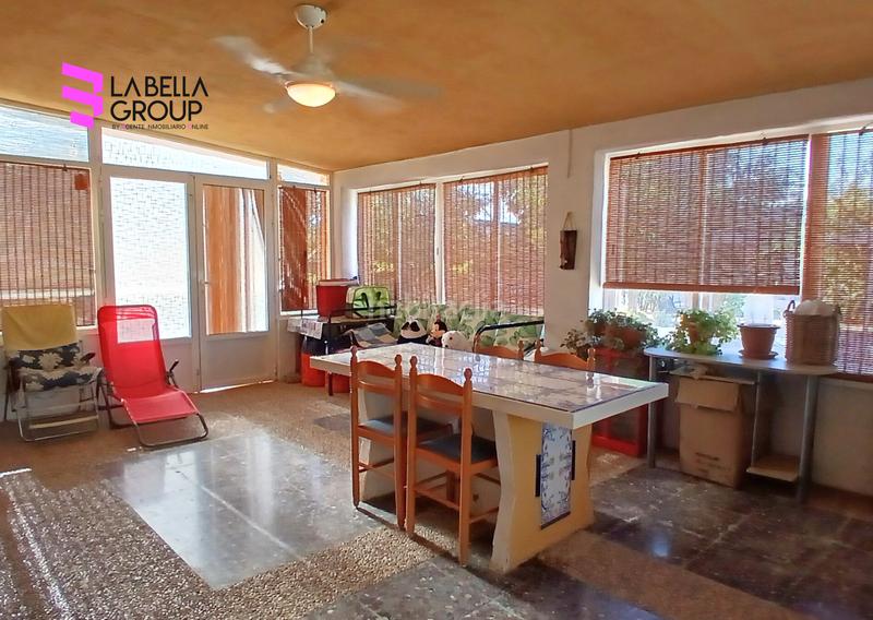 Foto dd7abb7d-d10b-45b8-b36f-f19e1f0de32e. Casa amb xemeneia calefacció aparcament piscina a Albacete