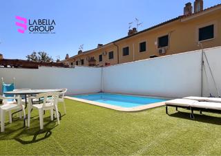 Maison  Calle vicente blasco ibáñez. Se vende casa independiente con piscina en noves (toledo)