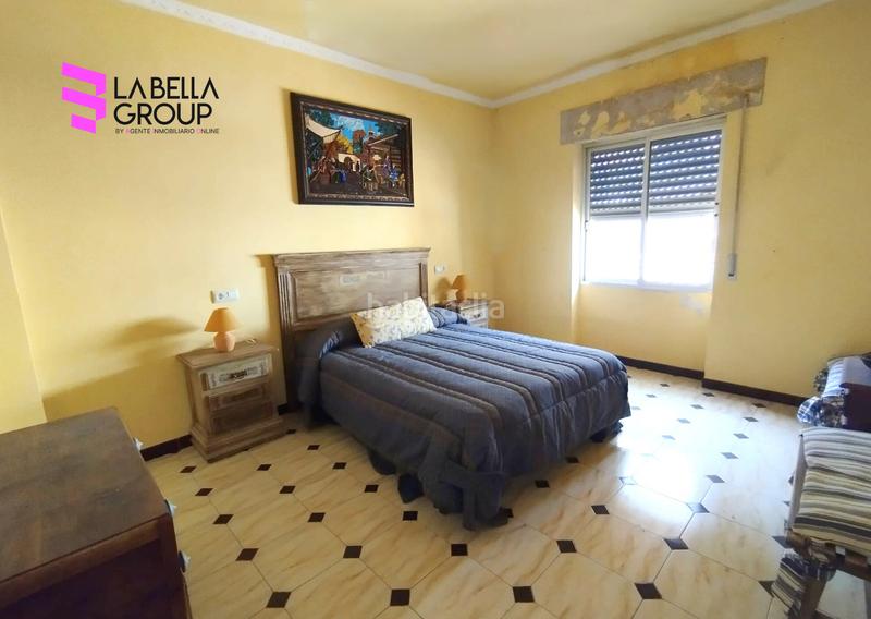 Foto b4be39f4-a88e-4b72-b1a0-80e4c816a0fa. Casa amb xemeneia aparcament a Castellar