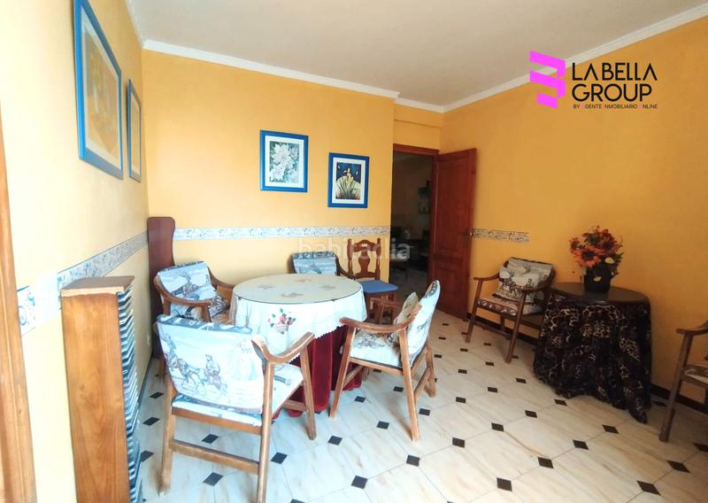 Foto b8c26254-781e-4379-a5f2-5d40f1116838. Casa amb xemeneia aparcament a Castellar