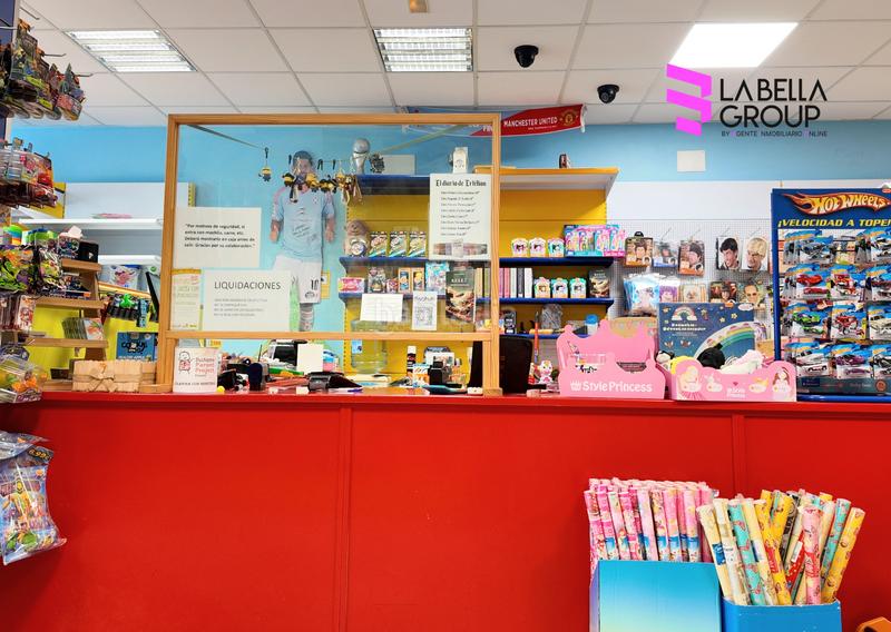 Foto 2c8eabc3-3f82-455e-b5cb-18ef37fc1711. Local comercial  de 333 m² en pleno centro en Marín