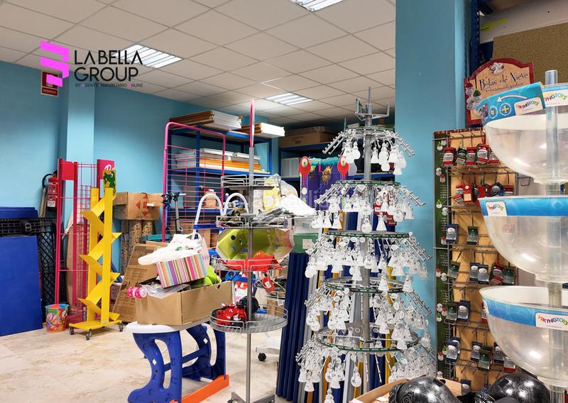 Foto 4bd52ba6-4f9b-4dfb-b246-27b519eeb12d. Local comercial  de 333 m² en pleno centro en Marín