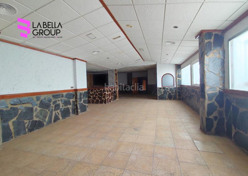 Foto 1168a9fd-5df7-48fd-aa57-e7d6cd2a28e4. Business premise with heating in Avenida Habaneras - Curva de Palangre Torrevieja