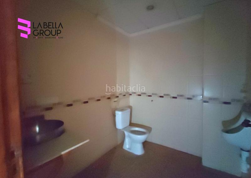 Foto a32e8701-8dd6-4ba7-add4-6731fb69ef59. Business premise with heating in Avenida Habaneras - Curva de Palangre Torrevieja