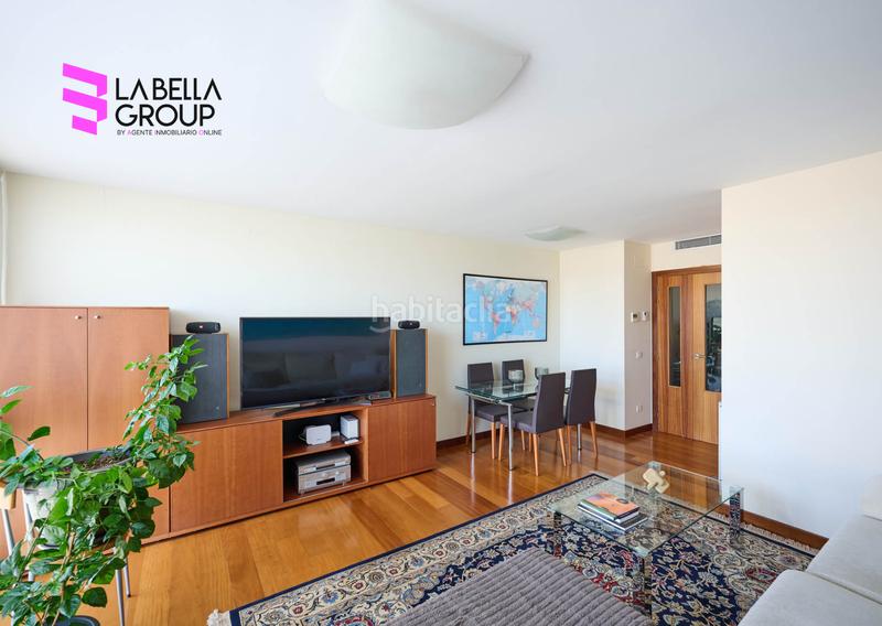 Foto ad6d85e8-556b-416b-8705-7e406219d52b. Pis amb calefacció aparcament piscina a La Cava - Fardachón Logroño