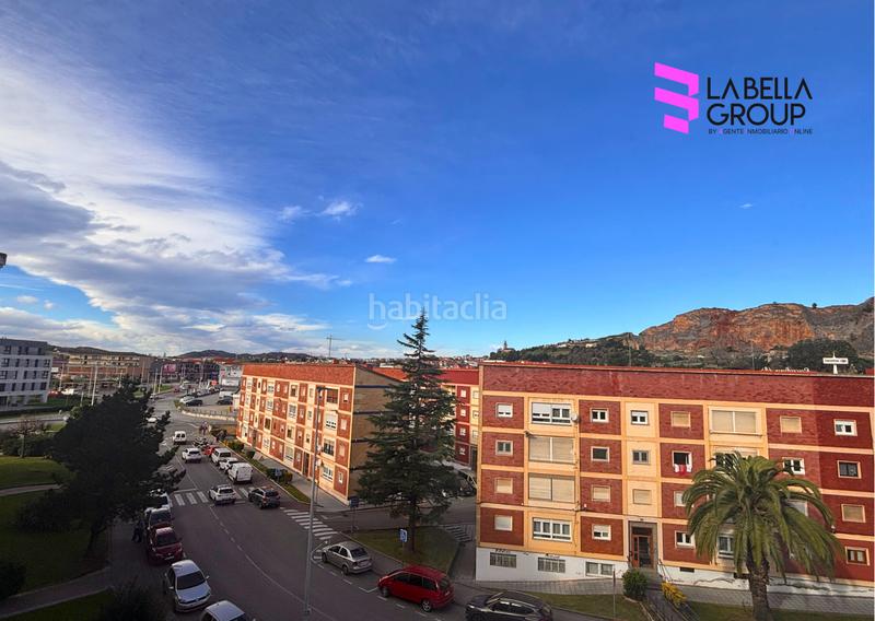 Foto b78d051f-aa11-4346-ad3c-d9ba624e0893. Flat with heating parking in Peñacastillo - Nueva Montaña Santander