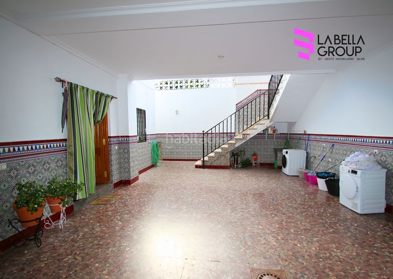 Foto f7c28d6f-02ac-4700-bee1-04dac37d513b. Casa amb xemeneia piscina a Orellana la Vieja