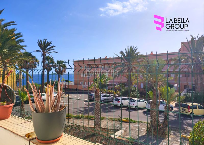 Foto a0027442-45ae-463c-8836-99198fb89ef6. Dúplex amb piscina a Costa del Silencio Arona