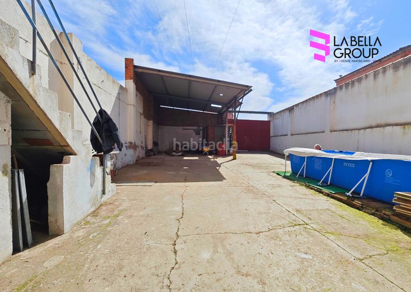 Foto 8f5cb7bf-63ec-4e49-9a22-e9ec0bd6d975. Local comercial local + semisótano de 440 m² aprox. en zona de paso en el viso, ideal negocio en Viso (El)