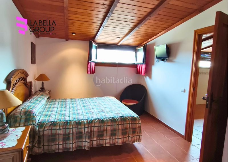 Foto 586161f3-3b7a-4e55-85e0-25a222f74ace. Edificio in Vega de Espinareda