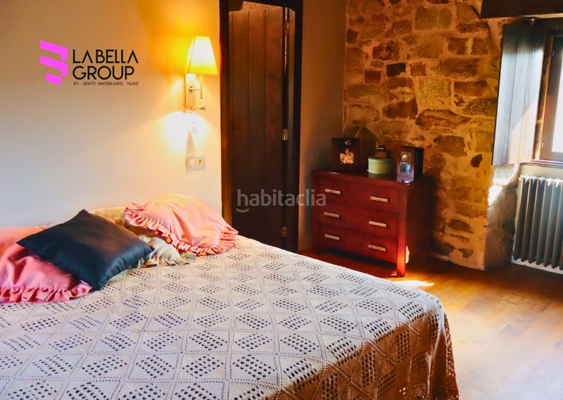Foto a804f192-4f30-4a23-82d3-c4fb52ad57ed. Edifici a Friol