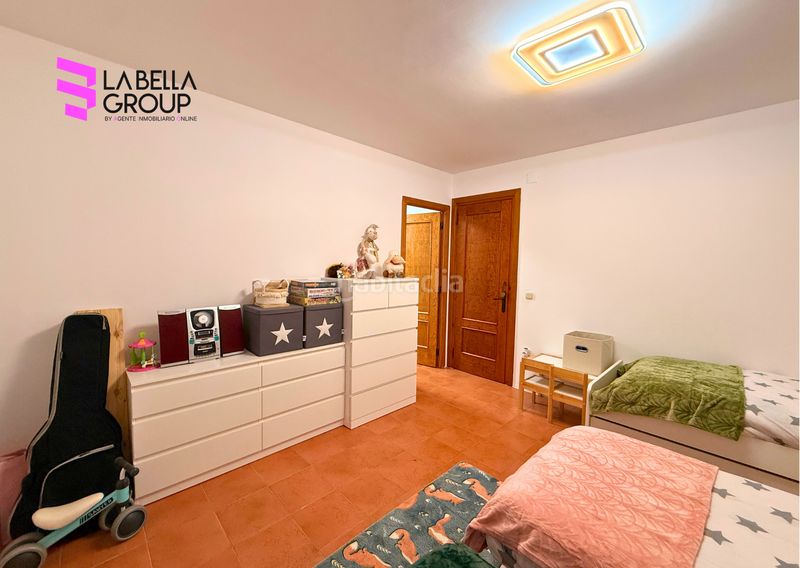 Foto 28e3afbe-b5cd-4541-aac6-5b011b049399. Casa amb xemeneia calefacció aparcament a Rialp