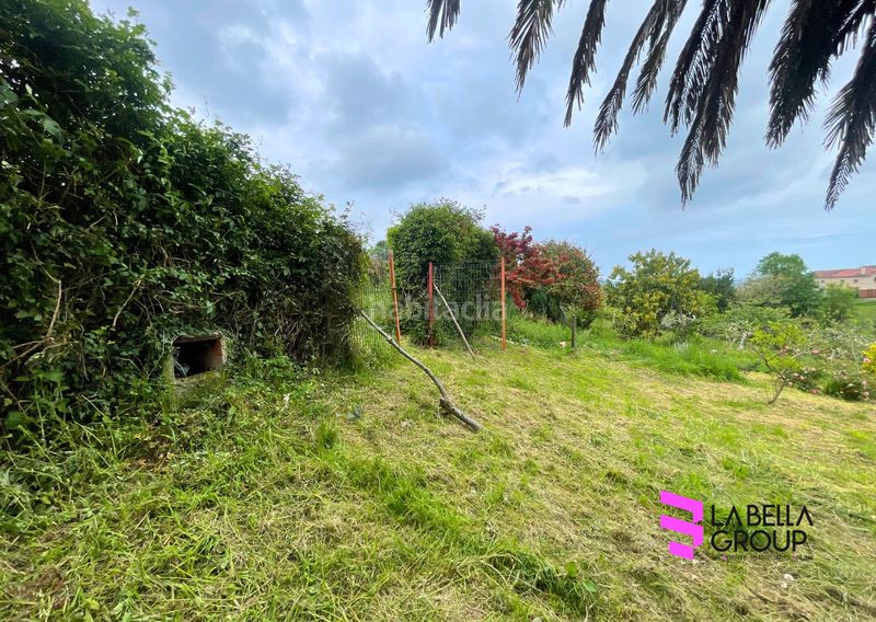 Foto beb7d72e-1ff8-4f1e-8c5d-da86badd93b7. Terreny residencial a Colunga