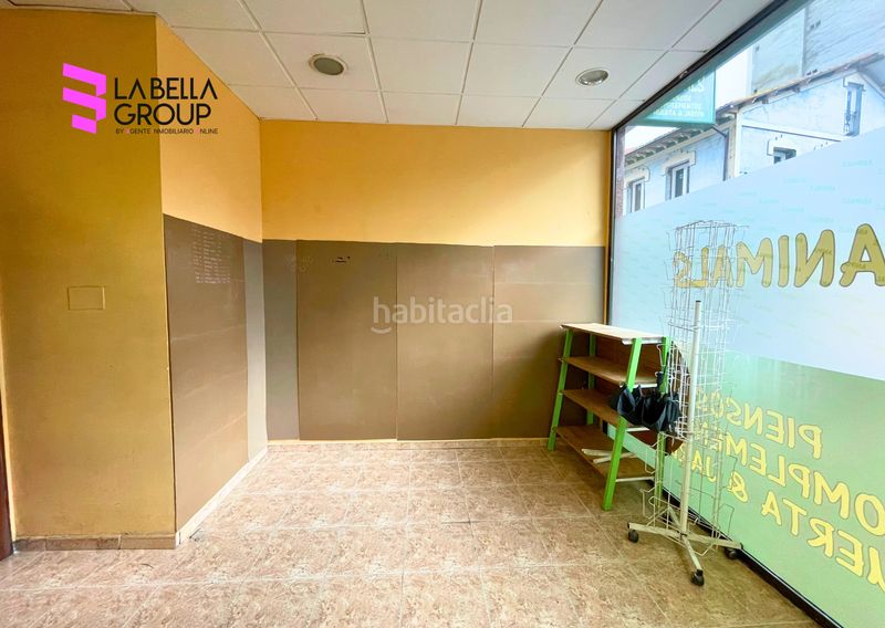 Foto 04482bc0-3d1b-4c81-813c-bd416e096229. Local comercial amb calefacció a Sama Langreo