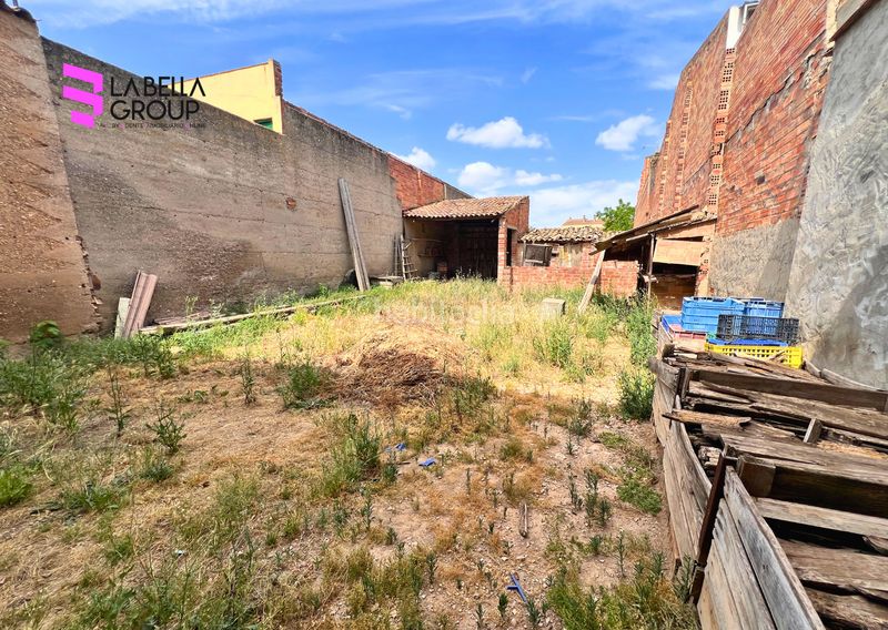Foto 2a6c7837-2139-41f8-9dc1-de42d3a19d42. Terreny residencial a Barbens