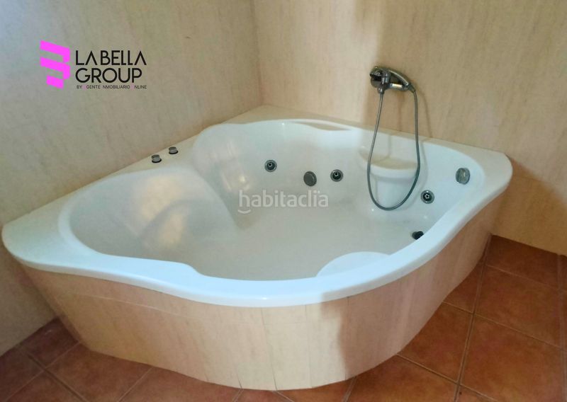 Foto 72590329-2612-401e-a456-4a2d52fe3f54. Xalet amb calefacció aparcament piscina a Aledo