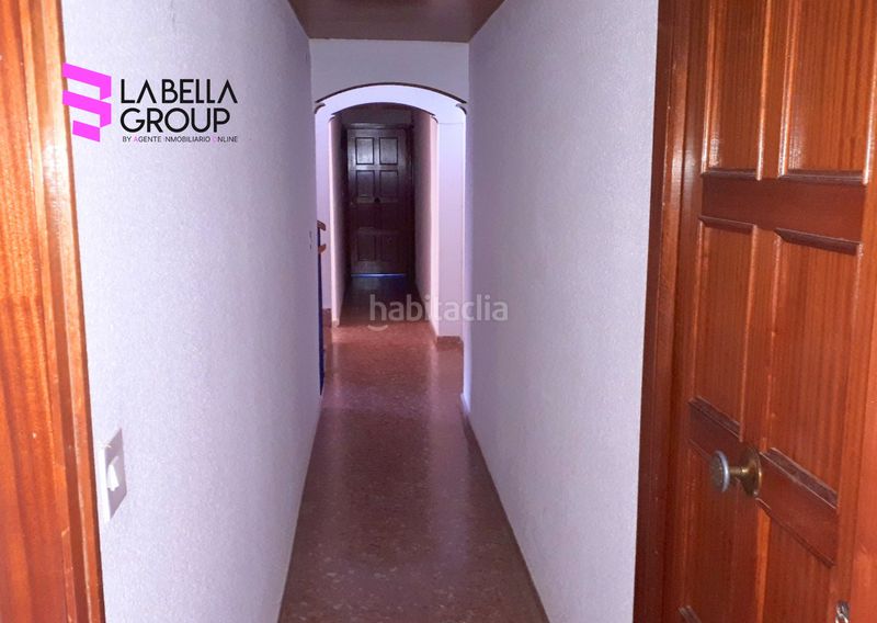 Foto cfeaea89-4f7d-4856-80a8-4f05a9205d94. Xalet amb xemeneia aparcament piscina a Casas de Lázaro