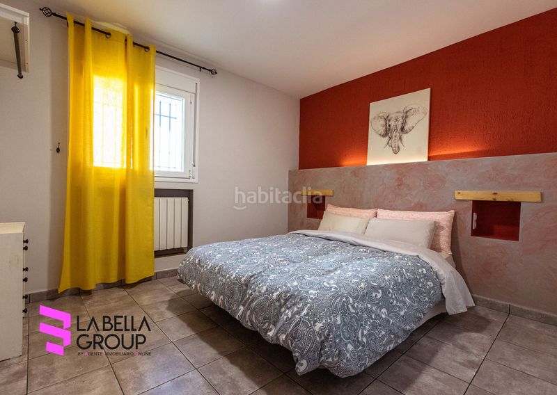 Foto 084a8861-815b-4e3c-b2ad-7bff0cd29a98. Casa amb xemeneia calefacció a Santiago - Pontones