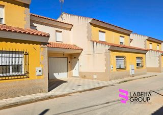 Casa adossada  Calle rafael alberti