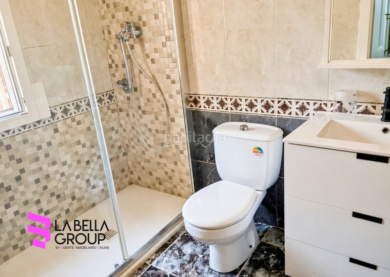 Foto 5f19071d-fd34-4242-8014-c2c06df46923. Chalet with fireplace heating parking pool in Castellvell del Camp
