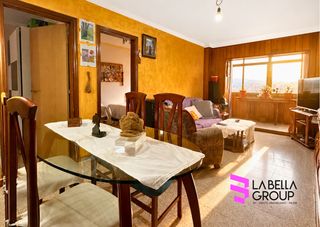 Flat  Carrer de maragall. Luz, altura y vistas: tu nuevo hogar en ripollet