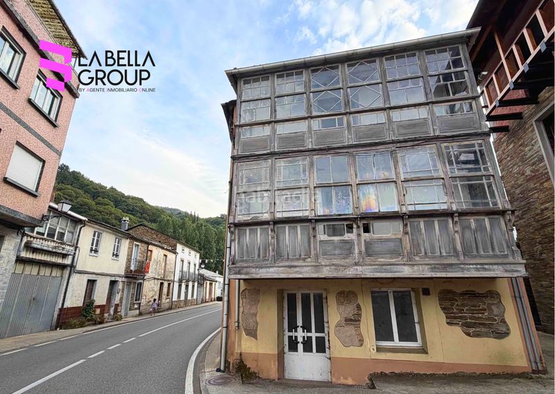 Foto 80ff1d0f-a8aa-44fd-bb13-4565a671be93. Edificio in Samos