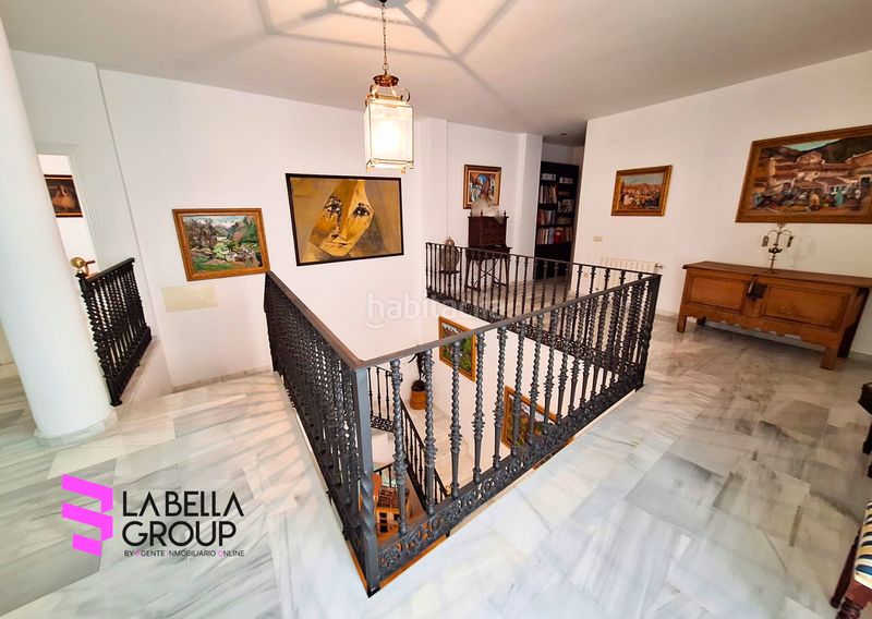 Foto e3776a3c-ff2c-4ce0-af88-81c6a670659d. Casa aparellada amb xemeneia calefacció aparcament a Jódar