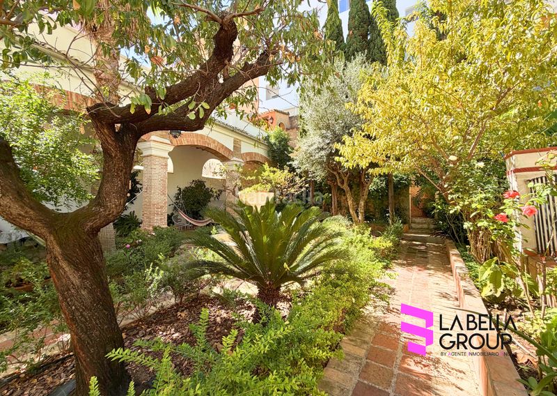 Foto 92f999f4-5abd-4567-80cb-833b2762018a. Casa aparellada amb xemeneia aparcament piscina a Xàtiva
