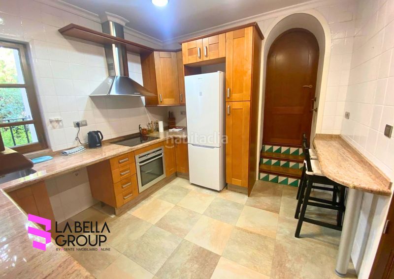 Foto d17ae77d-7f23-4d99-903d-755695d22741. Casa aparellada amb xemeneia aparcament piscina a Xàtiva