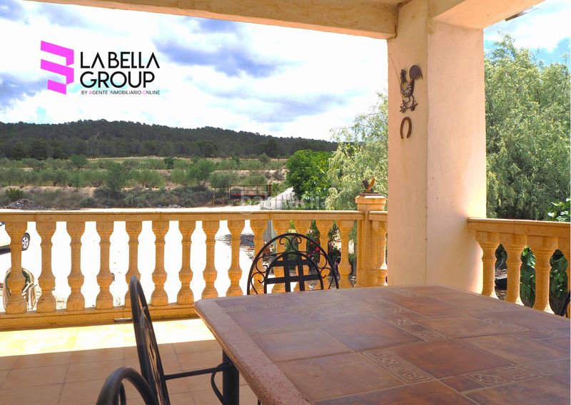 Foto 262849a7-b5b7-4539-820a-02d167ebc308. Country house with fireplace parking in Castalla
