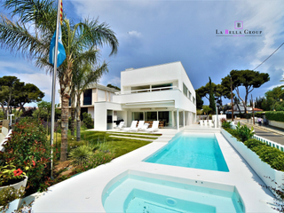 Casa  Avinguda de nostra senyora del vinyet. Espectacular villa de lujo en sitges