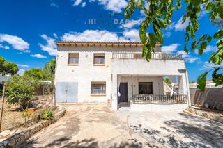 Chalet à Les Tres Cales. Chalet ametlla de mar