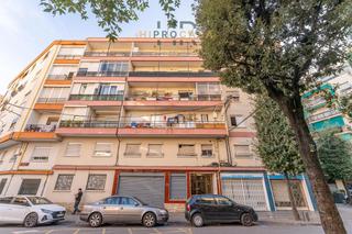 Appartement  Wad-ras. Piso con gran potencial en venta en el corazón de reus  calle wa