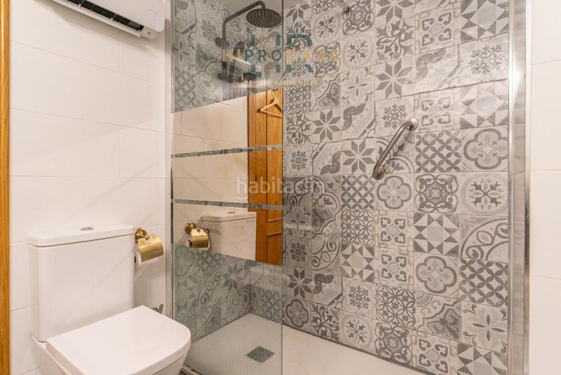 Foto 4701e4ba-125d-41bd-af96-3bda630212e3. Pis amb calefacció aparcament a Vila-seca poble Vila-seca