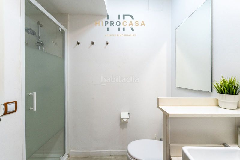 Foto a5358df3-1f0d-4514-89b8-7d5b70e57f46. Casa amb piscina a Vilanova d´Escornalbou
