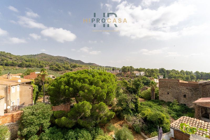 Foto c291a736-e3c6-4ad9-ba9d-69df264c97d2. Casa amb piscina a Vilanova d´Escornalbou