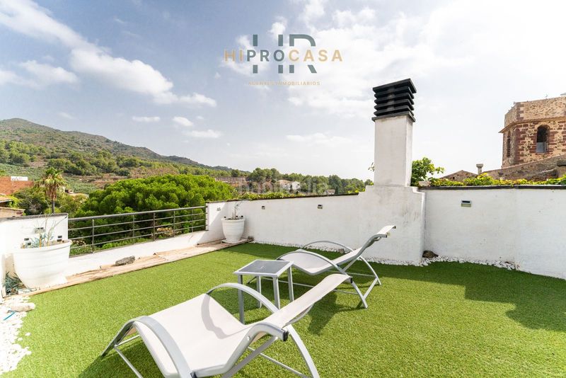 Foto e8145c59-9041-486c-b0c2-c34069656f31. Casa amb piscina a Vilanova d´Escornalbou