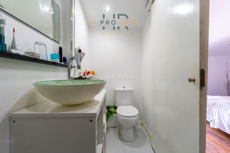 Foto f06435f2-63c7-4d1c-a28e-022e45d73661. Casa amb piscina a Vilanova d´Escornalbou
