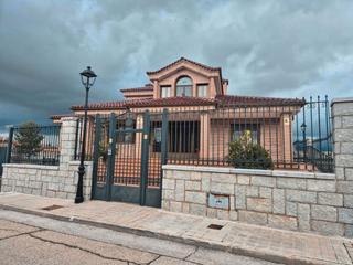 Chalet  Calle la rosa. Calle de la rosa, grin