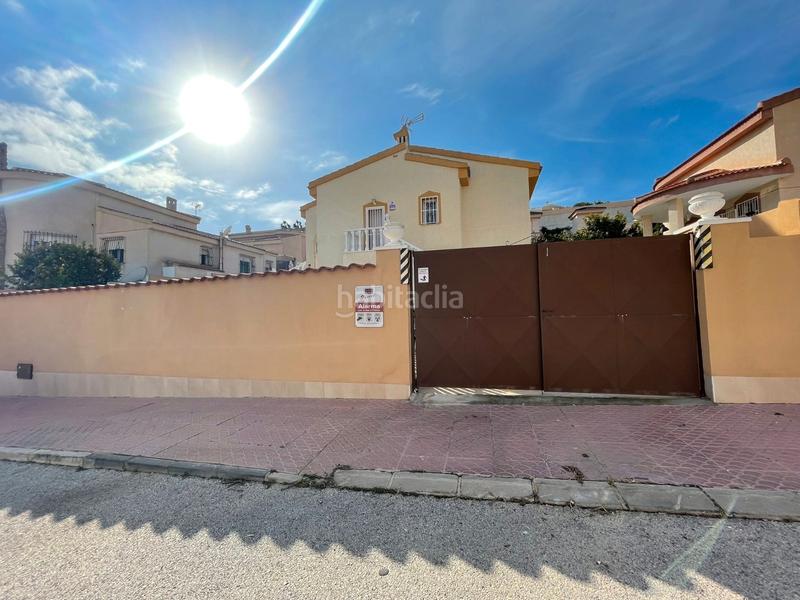 Foto db059b43-55a3-49b1-94f9-52214a6d0219. Chalet with parking pool in Rojales