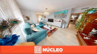 Pis a Calle patricio perez 62. Piso de lujo con estilo y luz en pleno centro de torrevieja – li