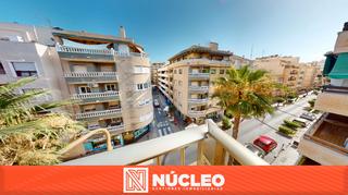 Pis a Calle caballero de rodas 75. Piso en pleno centro de torrevieja – a un paso de todo