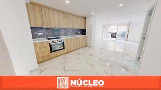 Pis en Calle callosa del segura 3. Piso bajo a 20 pasos de la playa de los naufragos