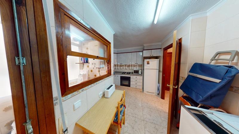 Foto 13468ab5-828c-4668-a757-531f033d520e. Piso  de 4 habitaciones a un paso de la playa en Torrevieja