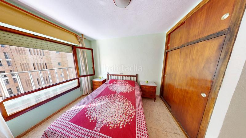 Foto 9dec27cf-35f4-40b7-86a3-8180a8a9688a. Piso  de 4 habitaciones a un paso de la playa en Torrevieja