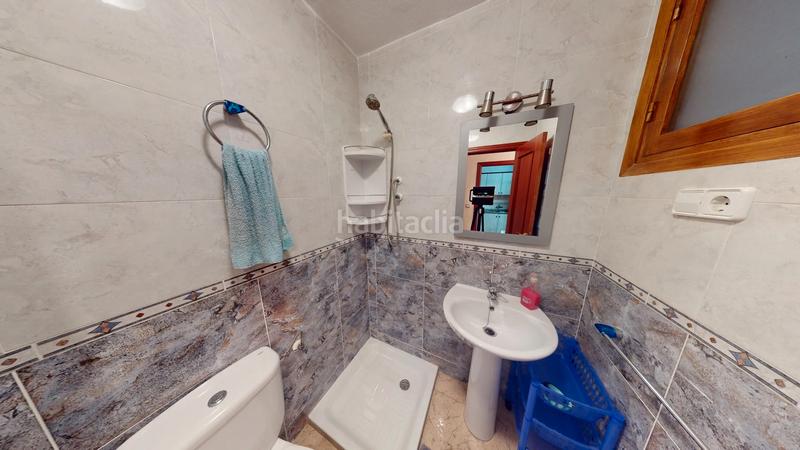 Foto a5b1f965-1bcc-462b-88f0-682fe962619a. Piso  de 4 habitaciones a un paso de la playa en Torrevieja